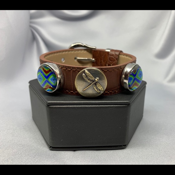 💗Western Ginger Snaps & Co. Buckle 3 Snap Button Bracelet with 3 Charms - Picture 1 of 2